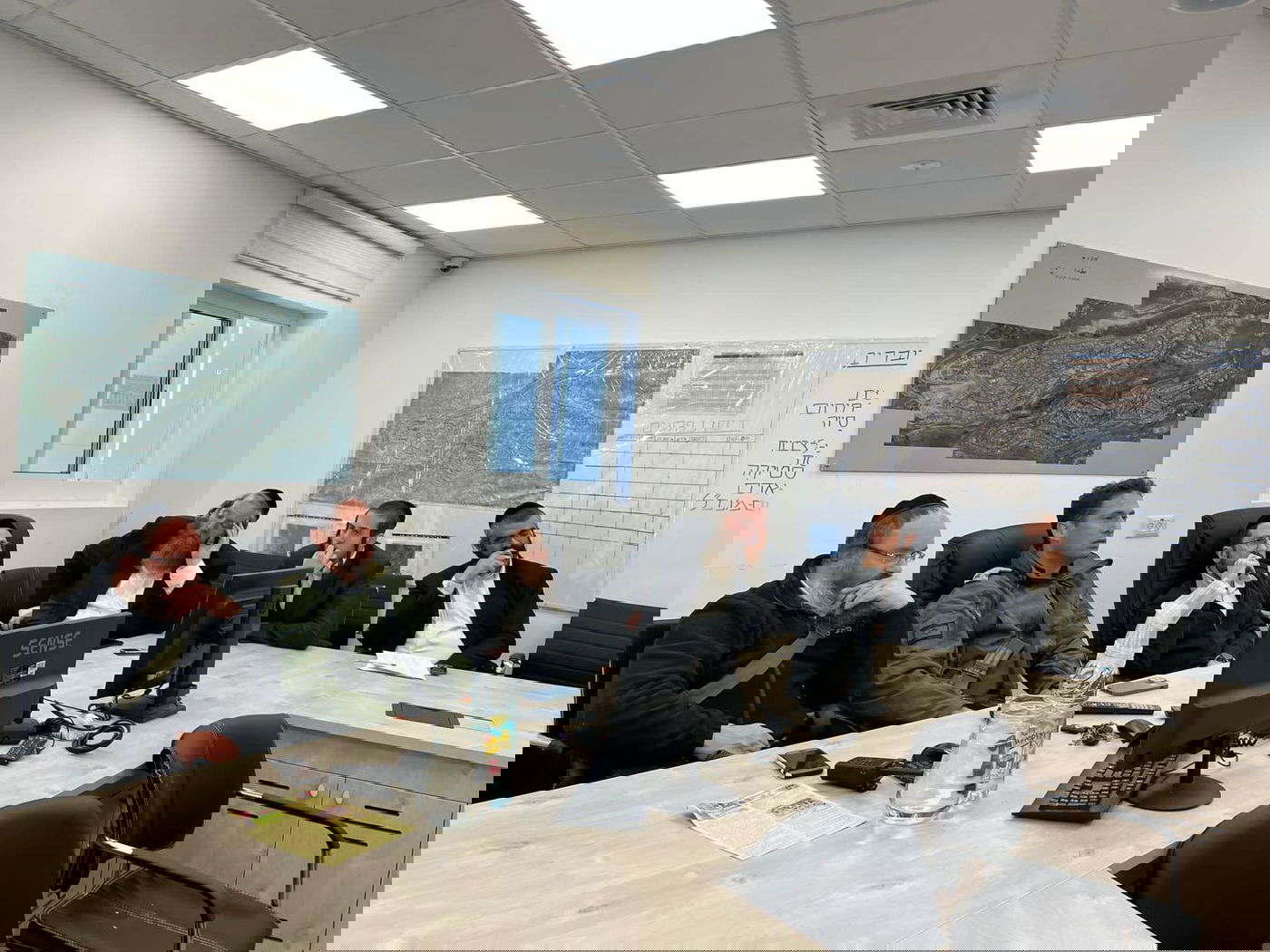 במשטרה מסבירים: כך נמנע הפיגוע בביתר; השב"כ במרדף אחר המחבל