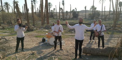 להקת 'מזמור שיר' במחרוזת שמחה וריקודים