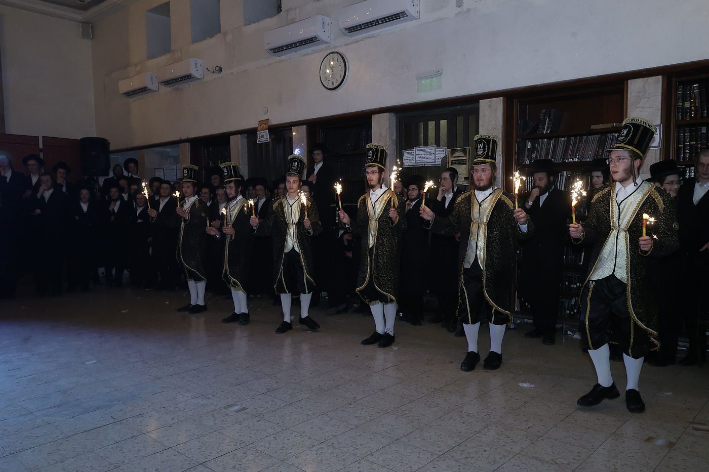 חג הפורים בחסידות דושינסקיא | תיעוד מיוחד