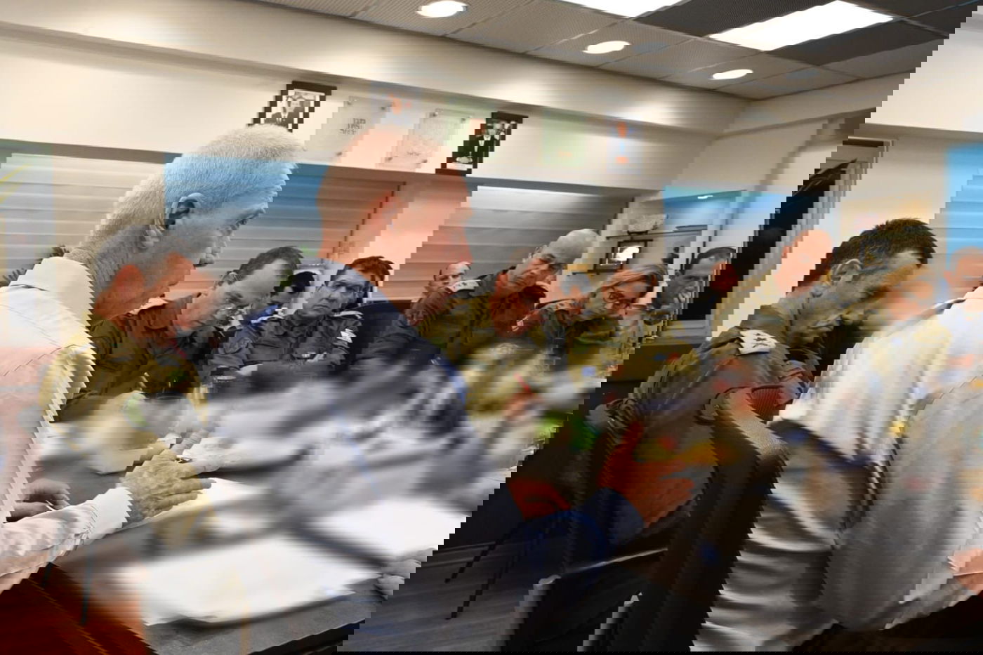 גלנט בהערכת מצב, ארכיון