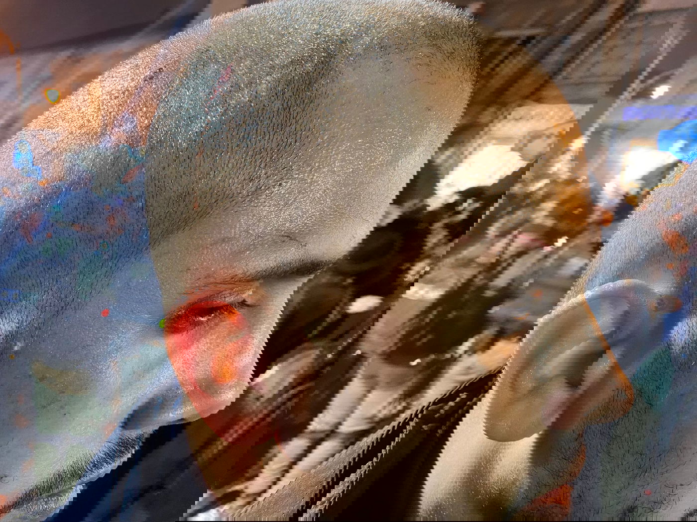 הפגנה אלימה נגד חנות סלולר בגאולה | צפו בעימותים