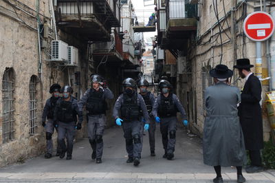 מאה שערים בתקופת הקורונה