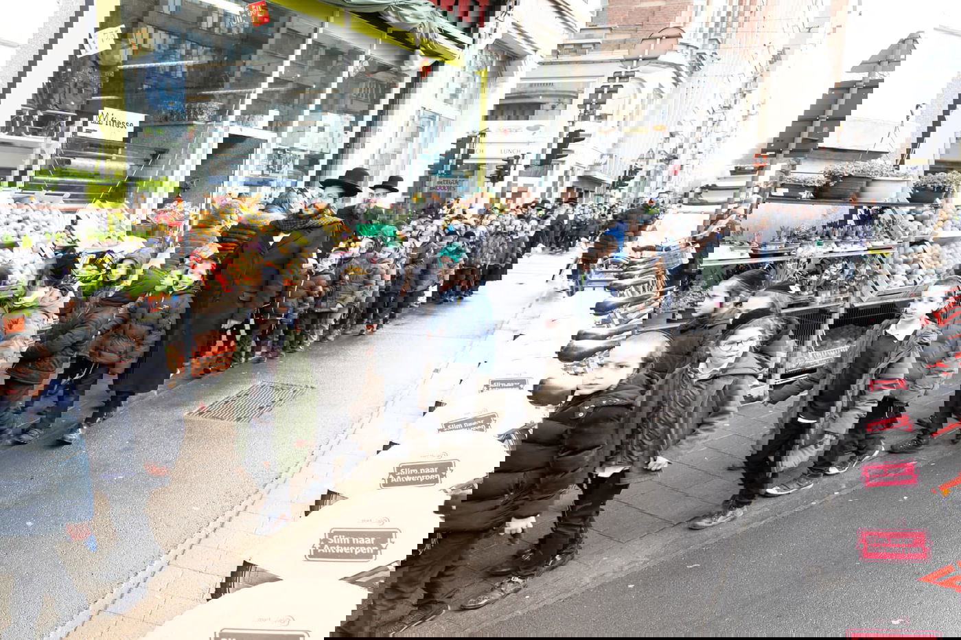 תחת אבטחה משטרתית כבדה: מאות תשב"ר חנכו את החיידר המפואר