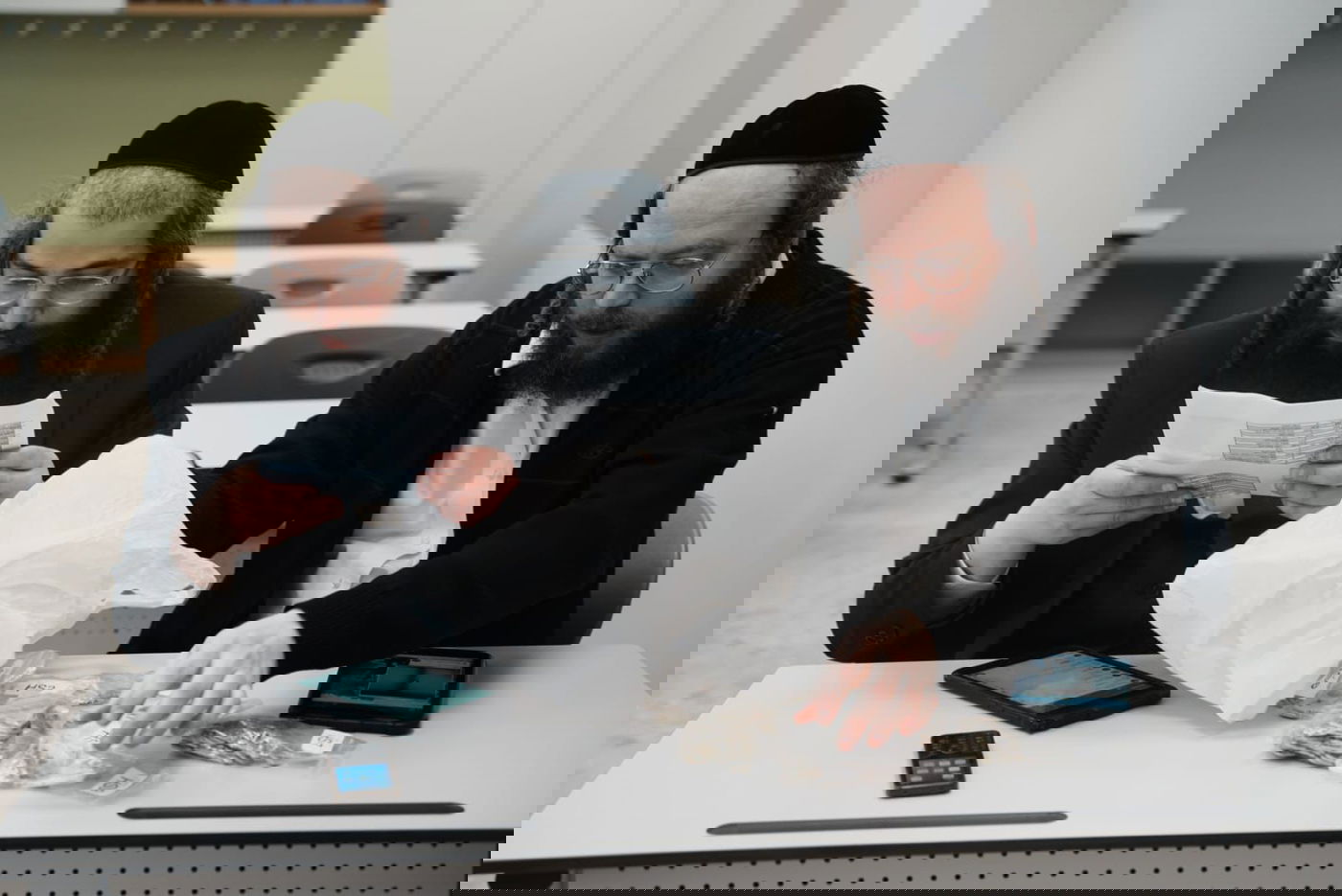 תחת אבטחה משטרתית כבדה: מאות תשב"ר חנכו את החיידר המפואר