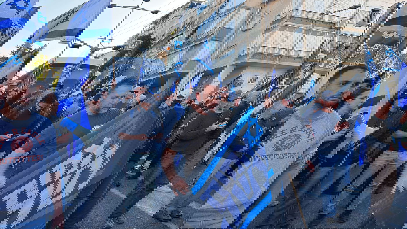 עימותים בבני ברק: מתנגדי הרפרומה הקימו 'לשכת גיוס'