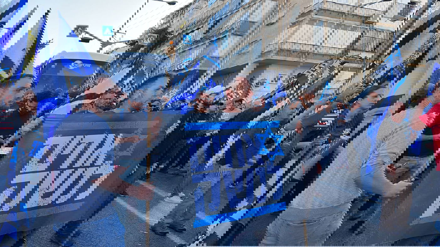 עימותים בבני ברק: מתנגדי הרפרומה הקימו 'לשכת גיוס'