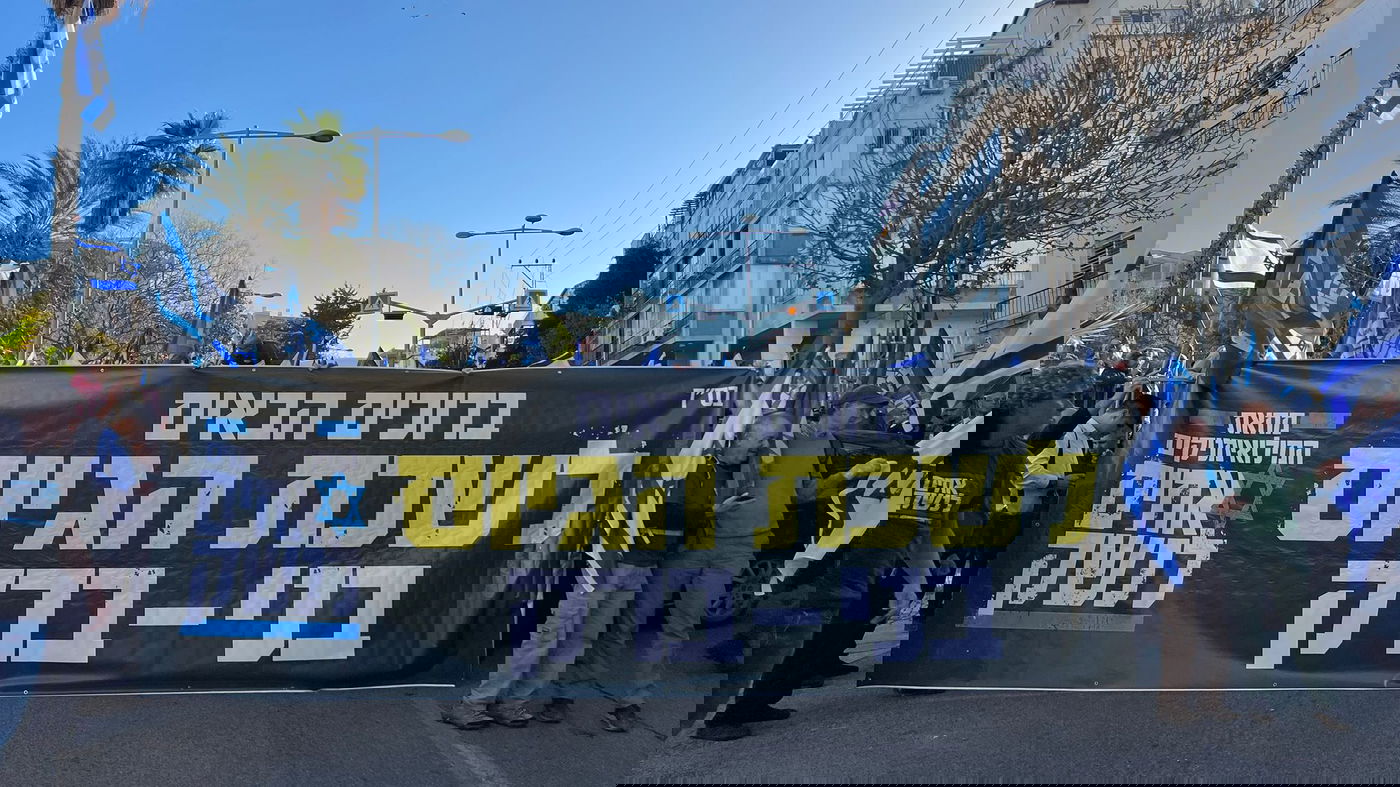 עימותים בבני ברק: מתנגדי הרפרומה הקימו 'לשכת גיוס'