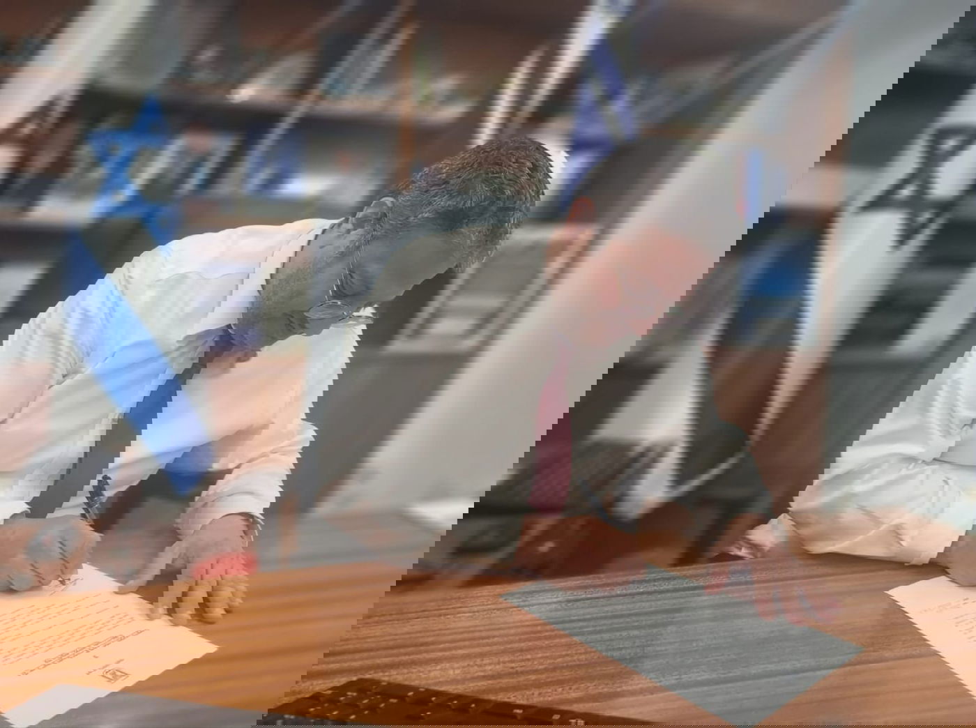 "לא אקבל הסתה ותמיכה בטרור"; השר בן גביר חתם על צו לסגירת תחנת רדיו ערבית