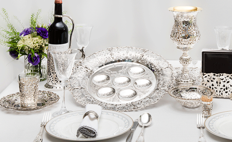 מפארים את שולחן הסדר עם הקולקציה החדשה