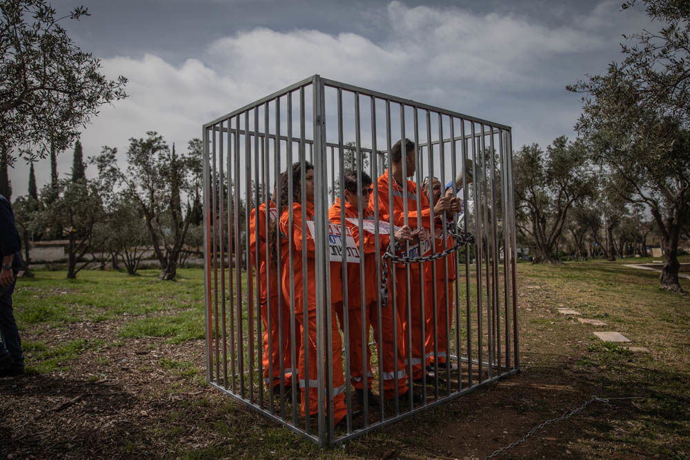 מול בית המשפט העליון: מיצג מחאה "נפגעי בג"ץ" | תיעוד