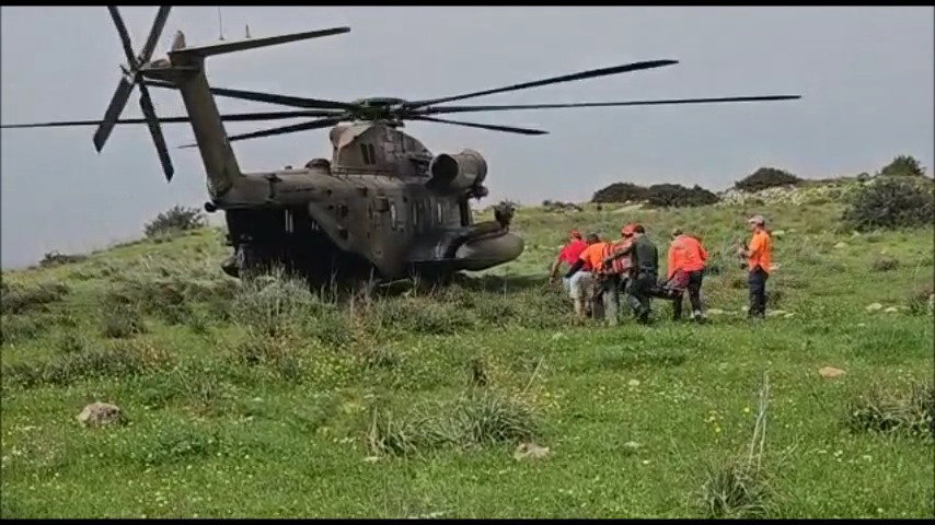 החילוץ עם מסוק