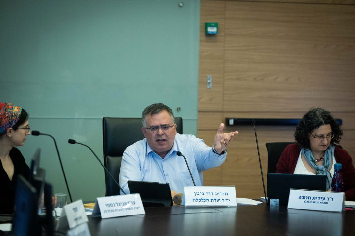 חבר הכנסת ביטן בוועדה הכלכלה