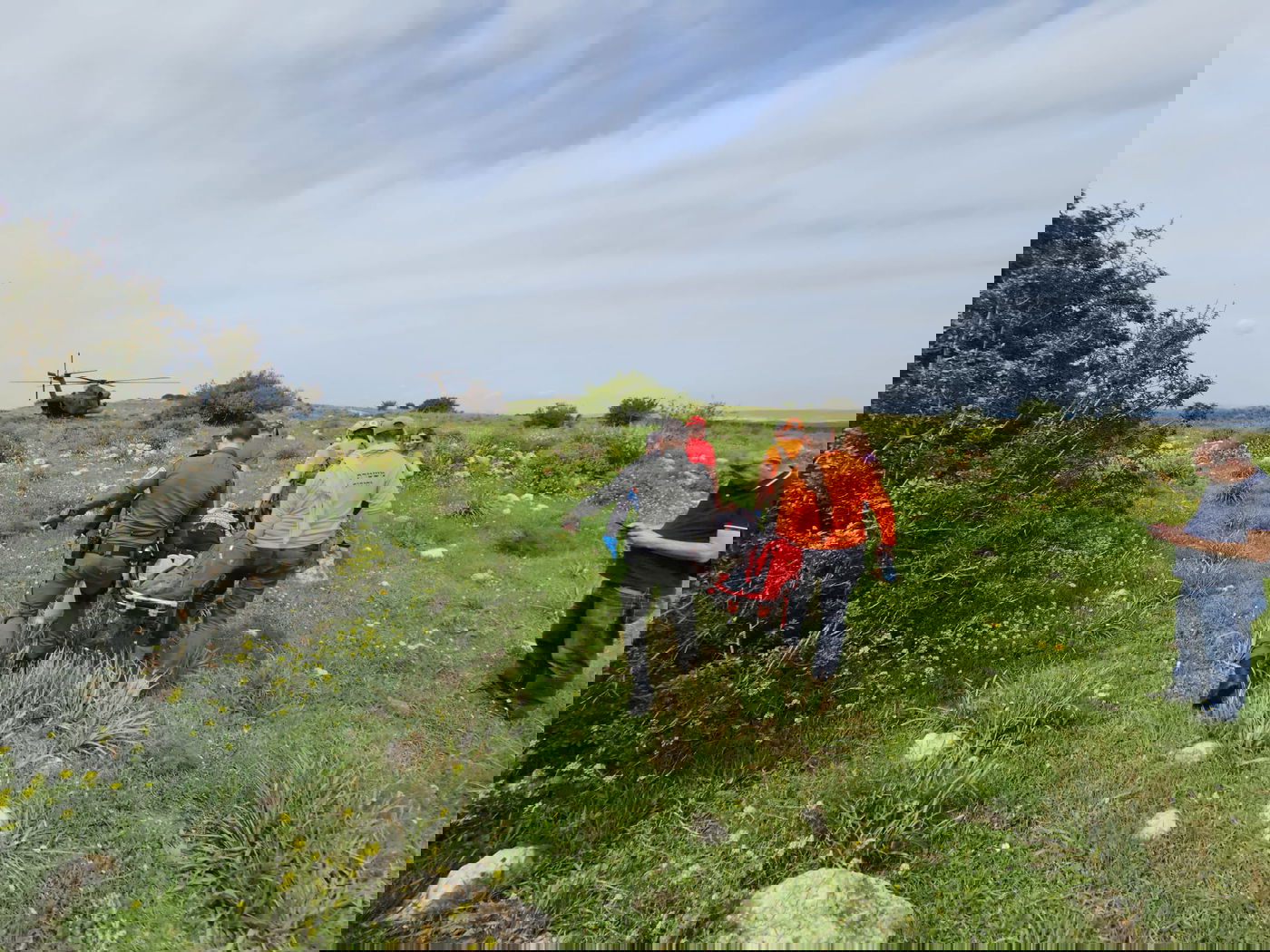 המטיילת נפגעה באמצע הטיול בפארק; כך היא חולצה • צפו