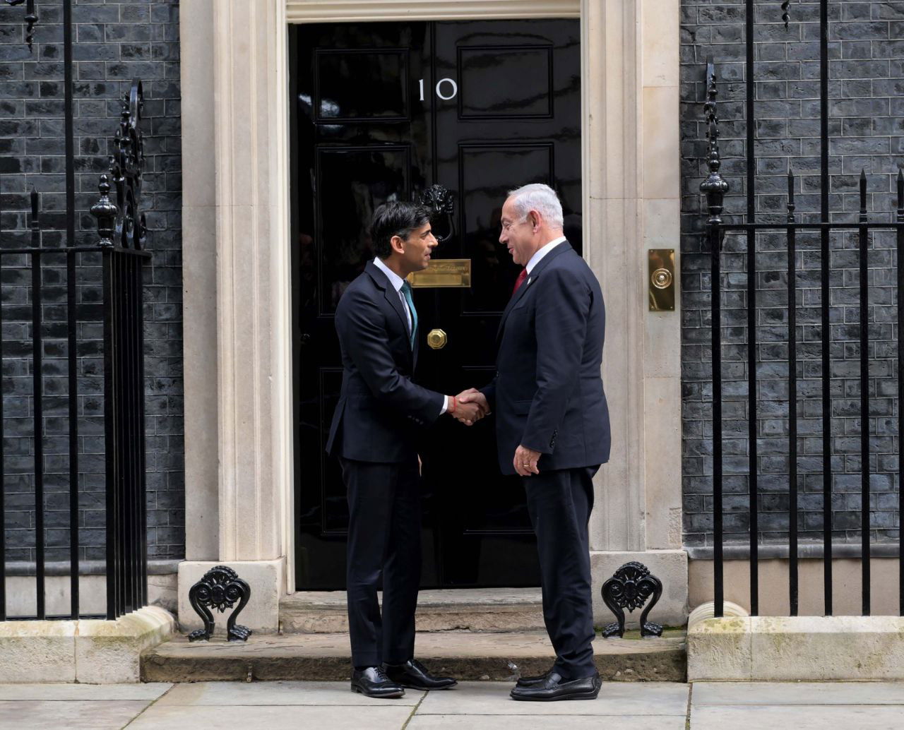 נתניהו נפגש עם רישי סונאק; באופן חריג - ללא הצהרה