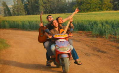 להקת 'דורשי השם' במחרוזת הלל מרגשת