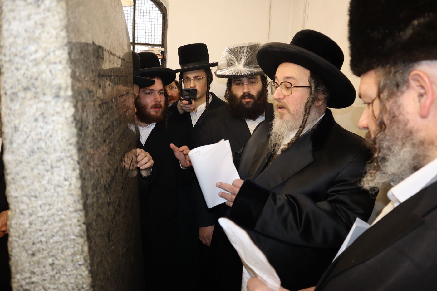 מסע הקודש של האדמו"ר מביאלה ב"ב לקברי אבותיו בפולין • תיעוד