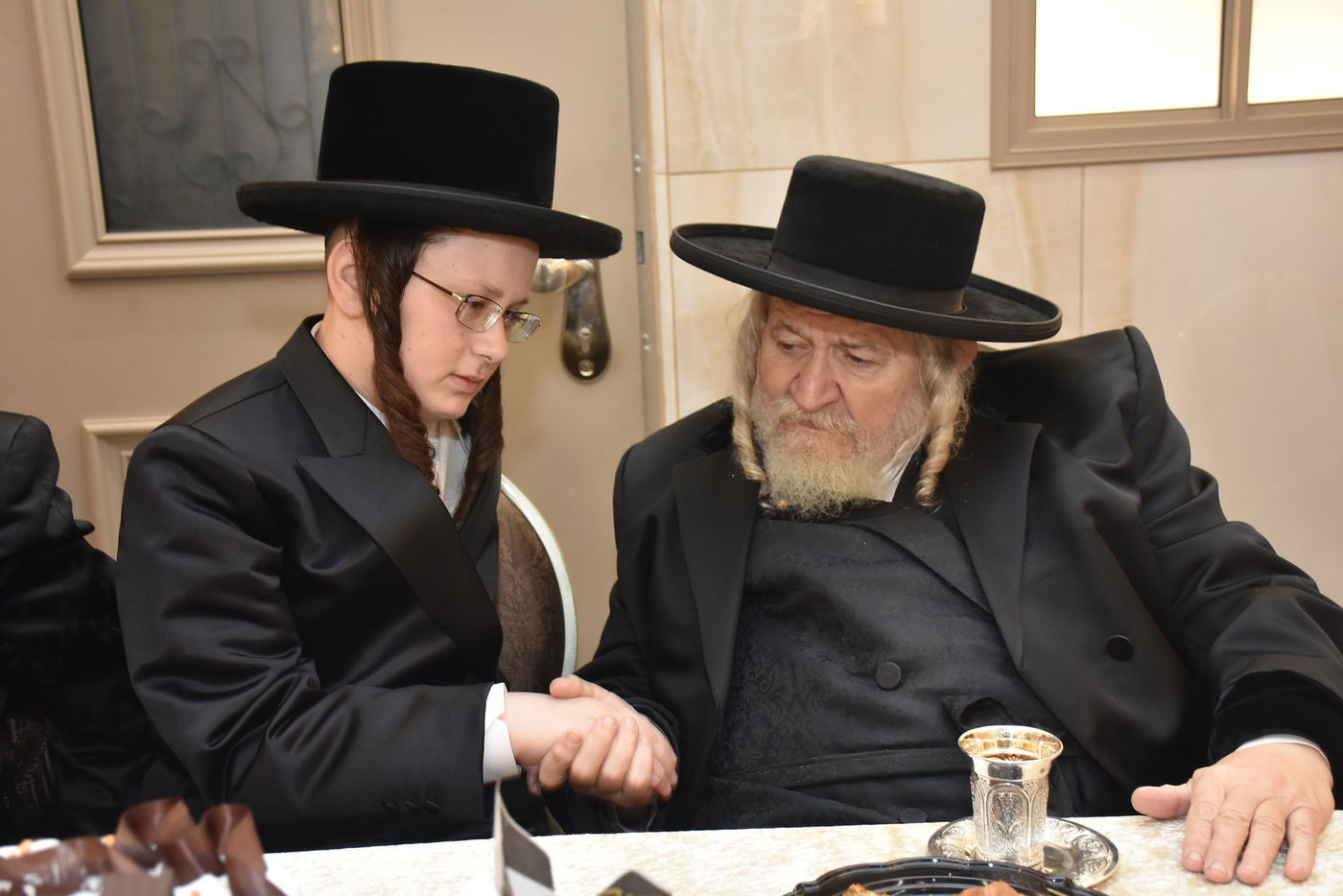 שמחת בר המצווה בספינקא סאסרעגן | צפו