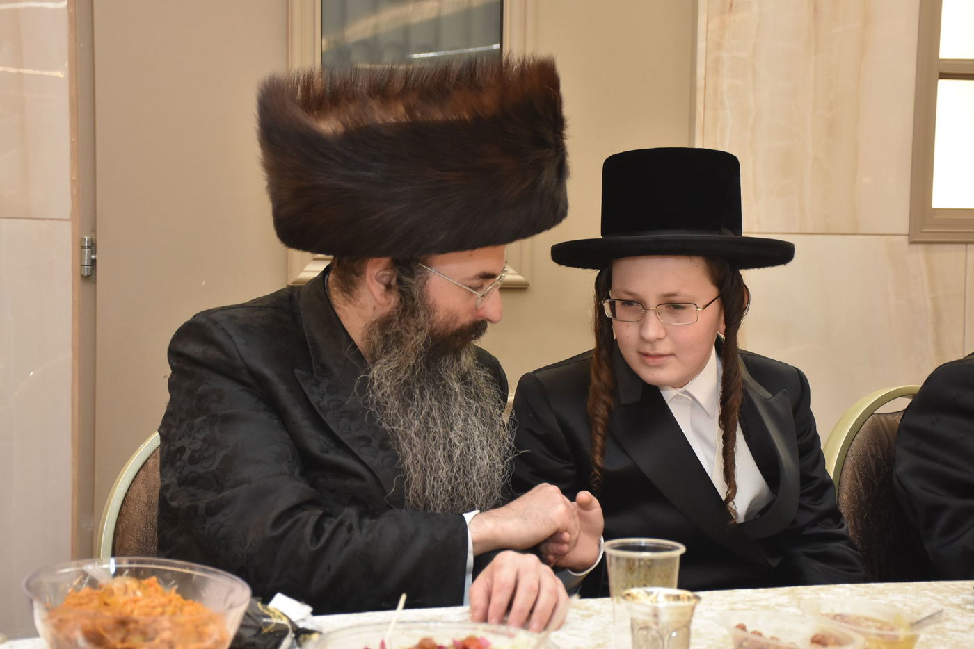 שמחת בר המצווה בספינקא סאסרעגן | צפו