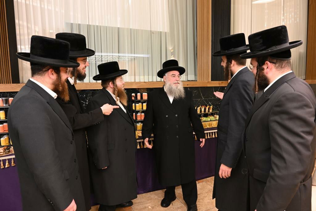 ועידת העסקנים לבית צאנז | תיעוד מסכם