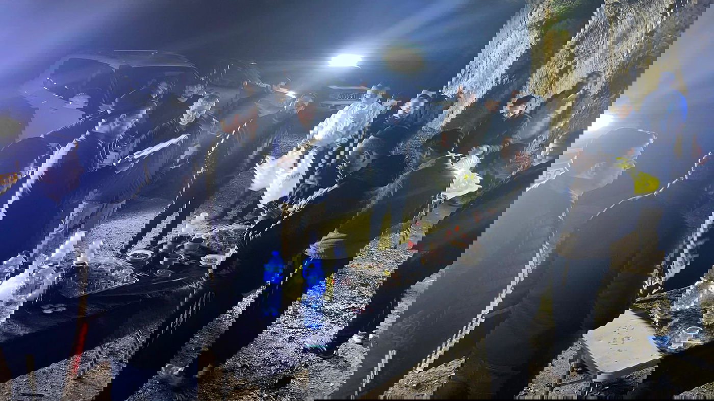 מפתיע: סיום
"מסכת נזיר" ב"מערת הנזירים" – "מערת הרשב"י"