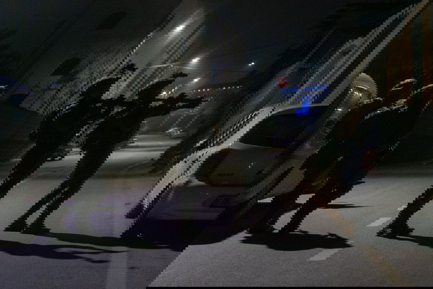 אבנים ויריות לעבר כוחות הביטחון בעת מעצר מבוקשים