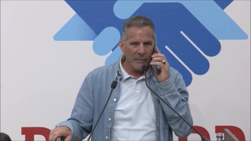 "תואם עם נתניהו" | פנחס עידן משבית את נתב"ג