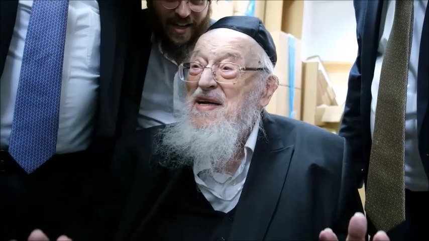 ראש הישיבה מספר על החלטתו • צפו