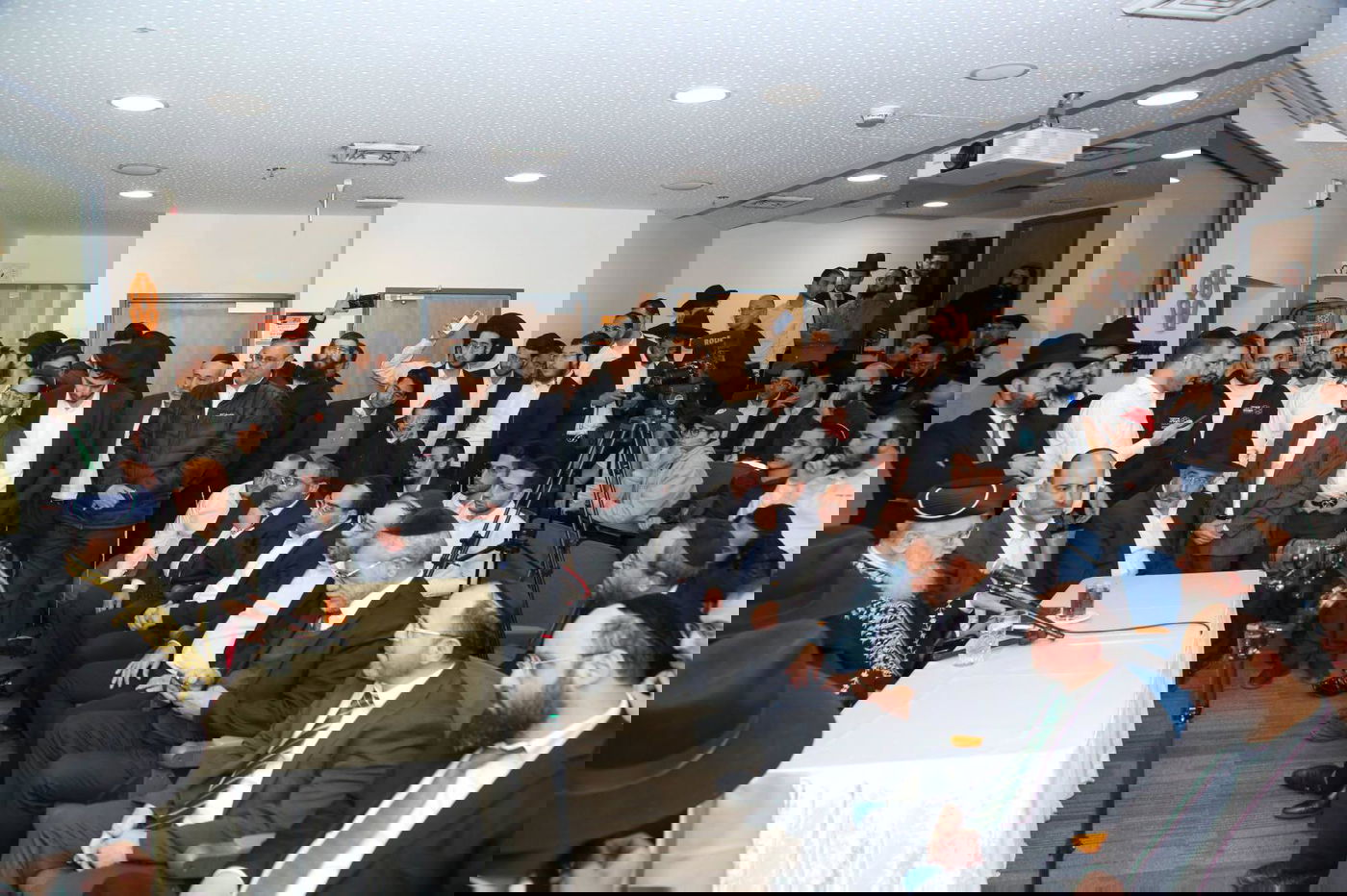 הראש"ל: רכב חשמלי עדיף לצורך נסיעה להצלת חיים בשבת