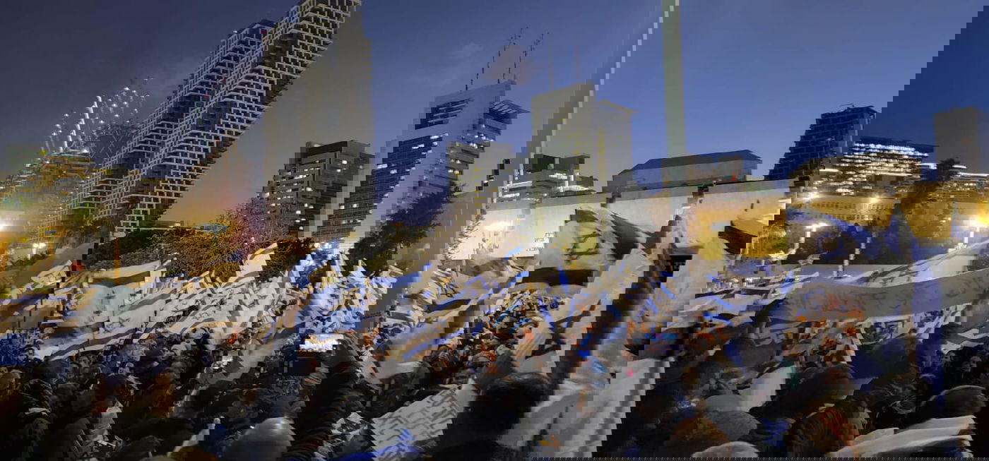 אלפי אנשי ימין מפגינים בתל אביב בעד הרפורמה: "בג"ץ לא ינהל אותנו, רק ממשלה נבחרת"