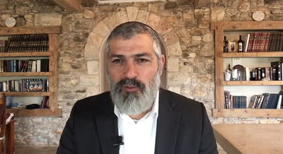 צבי יחזקאלי בפינה על פרשת צו • צפו