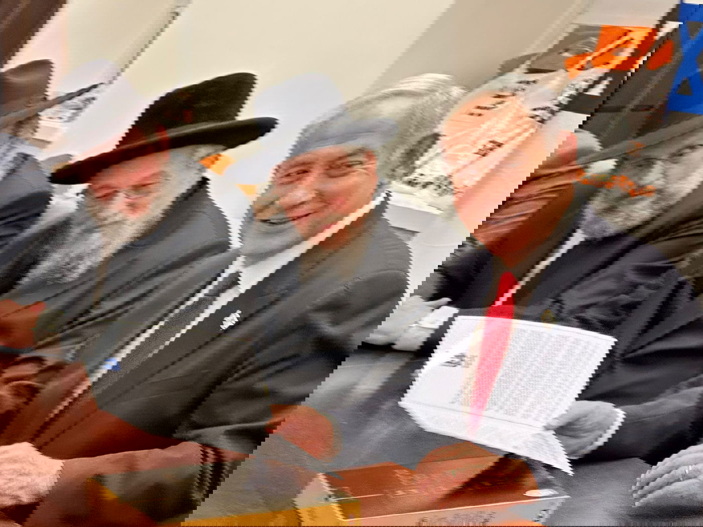 נתניהו חותם על ההצהרה