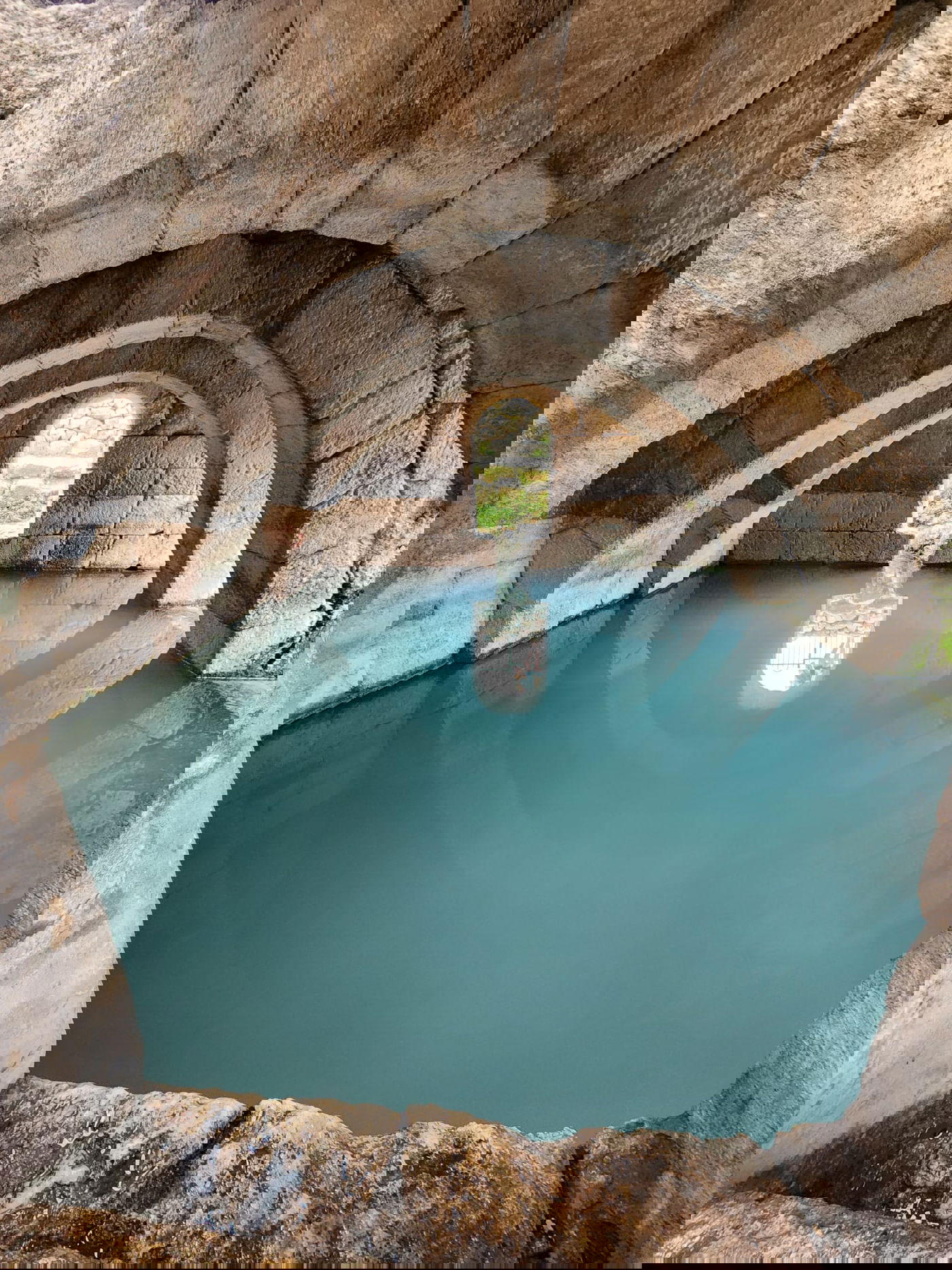 "קדושה גדולה מאד" -  "מעיין בית הקשתות" ליד מבוא חורון