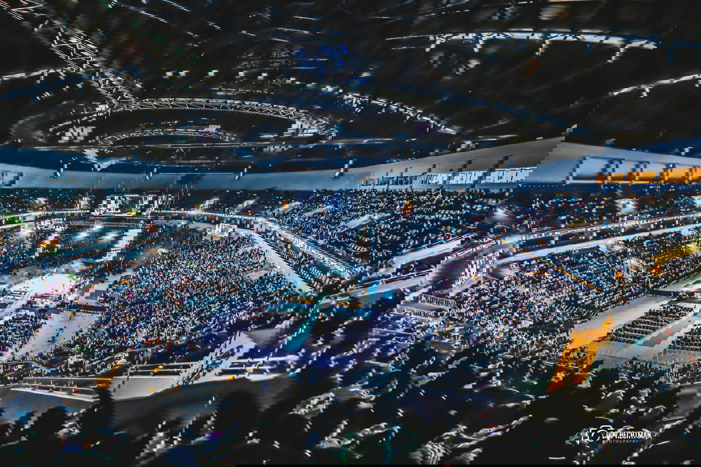 בירושלים: אלפי חסידי חב"ד חגגו יום הולדת לרבי