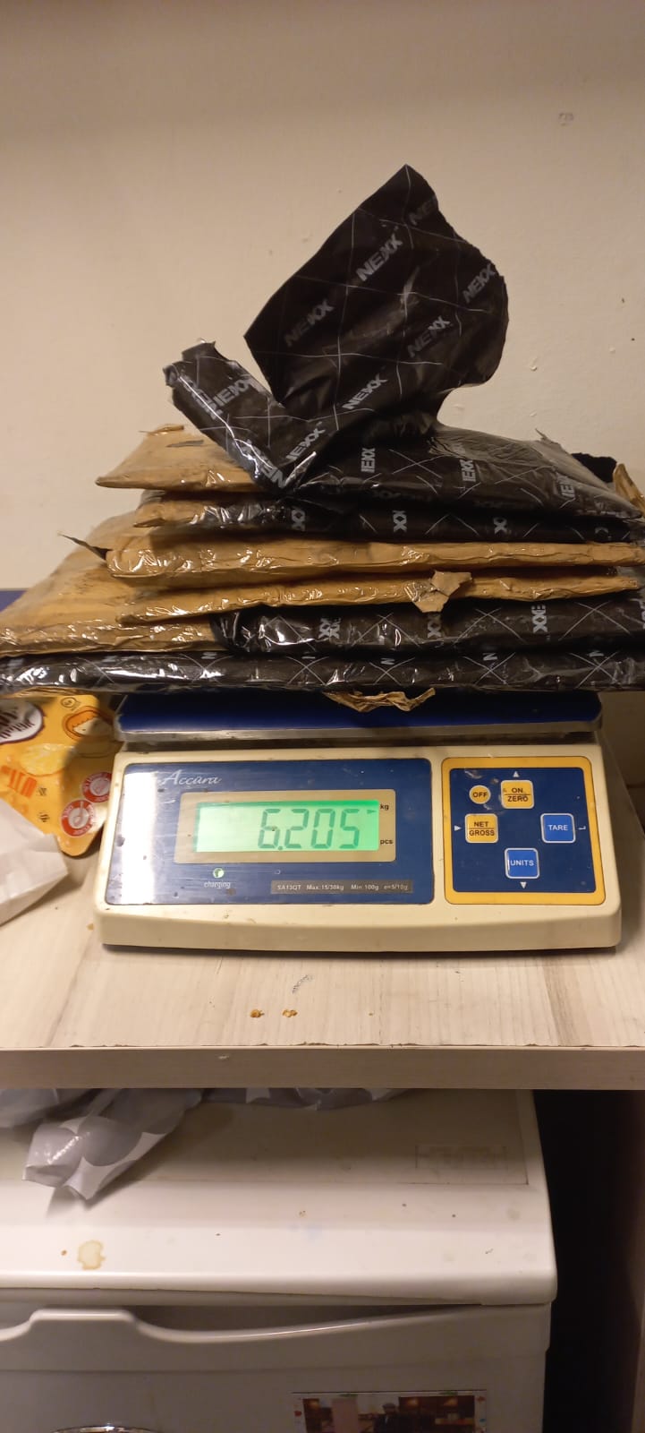 ניסו להבריח ק"ג של סמים קשים מדרום אפריקה ונתפסו בנתב"ג