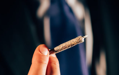 עורך הדין עישן סמים בתוך תחנת המשטרה ונעצר