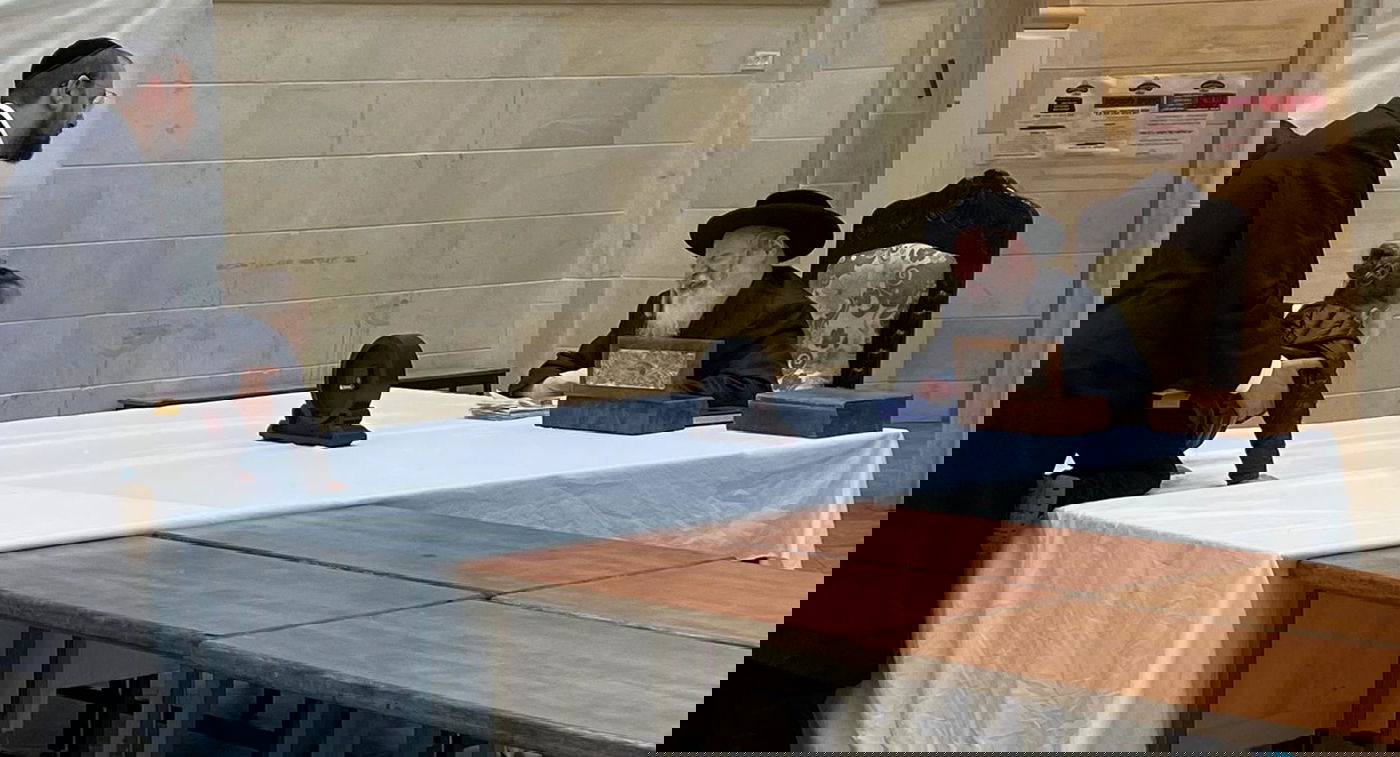 זופניק בכיכר • כל התמונות והנייעס של ערב פסח | מהדורה מיוחדת