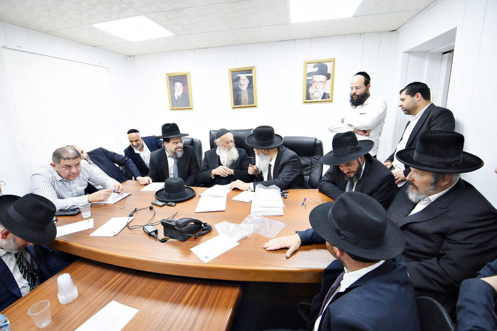 פראג' - הגוי של ביתר עילית, קנה את החמץ | תיעוד