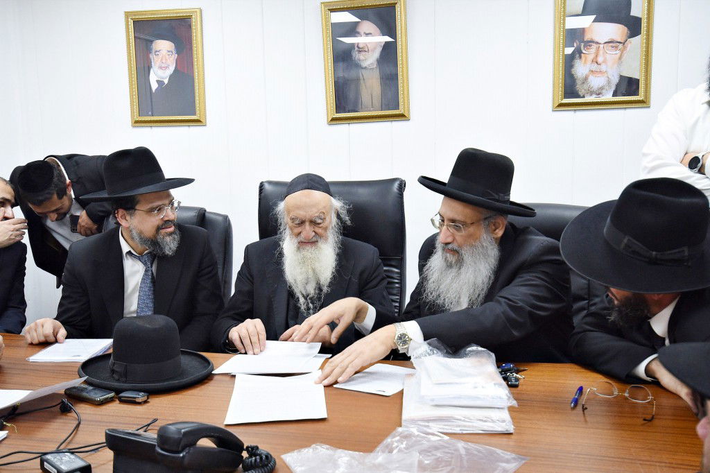 פראג' - הגוי של ביתר עילית, קנה את החמץ | תיעוד