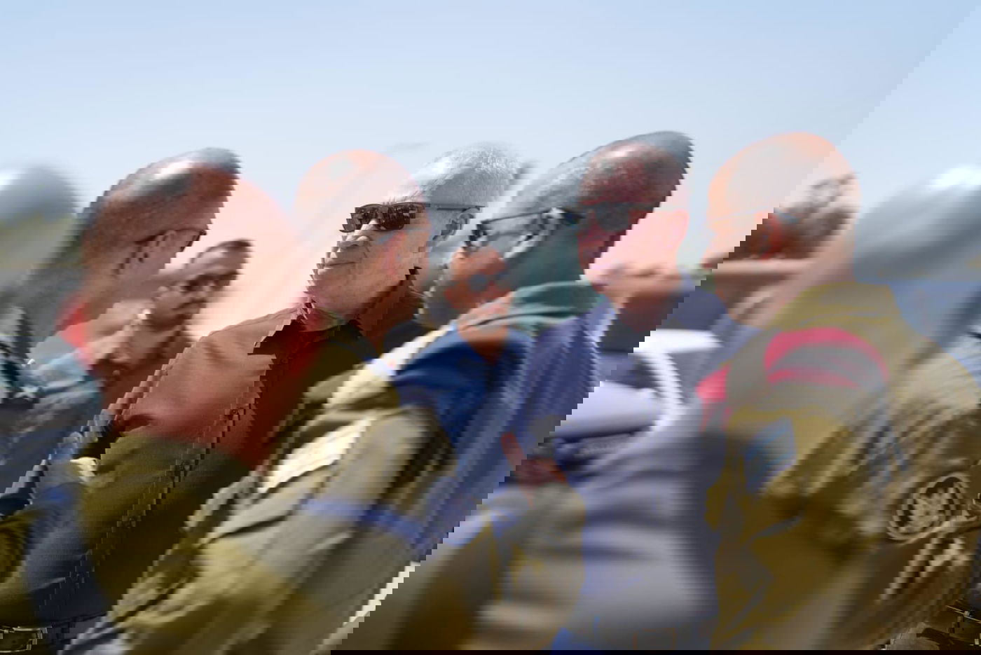 שר הביטחון יואב גלנט: "מי שינסה לפגוע בנו - נגרום לו להצטער"