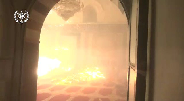 ההתפרעות האלימה שהייתה הלילה במסגד ומירי הזיקוקין בכינון ישיר לעבר השוטרים באופן מסכן חיים