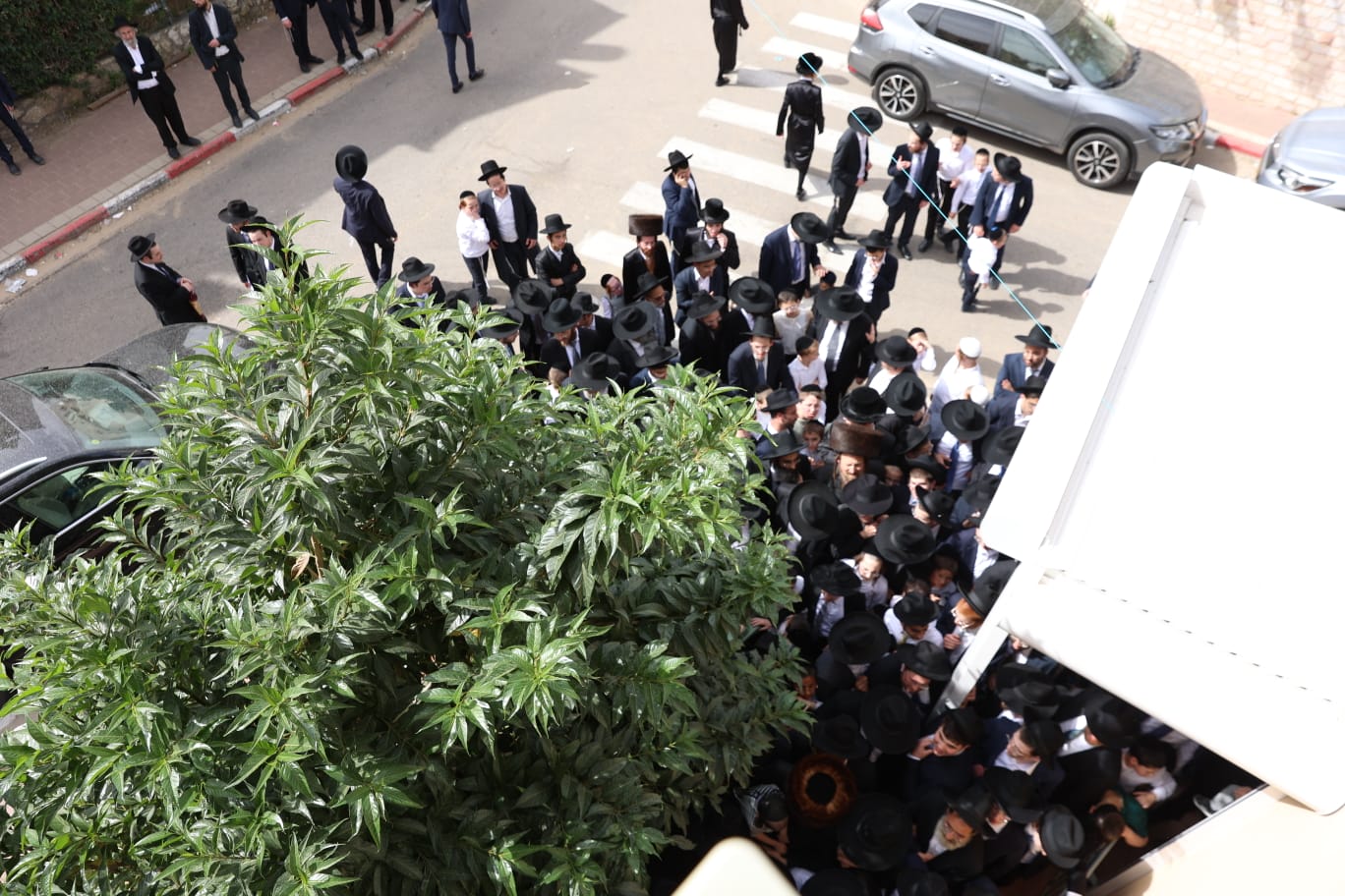 הקבלת פני רבו בבית ראש הישיבה הגר"ג אדלשטיין