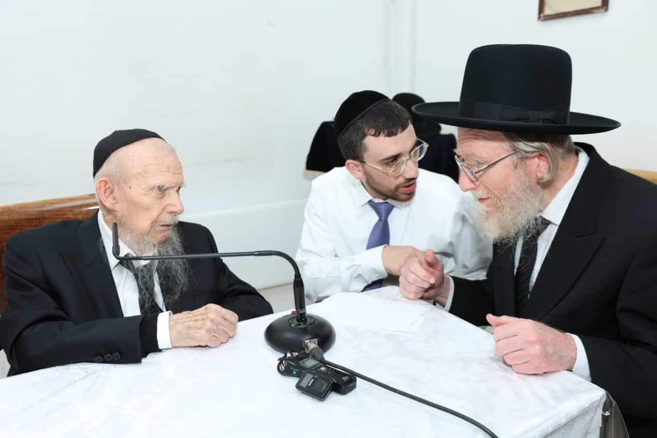 הקבלת פני רבו בבית ראש הישיבה הגר"ג אדלשטיין