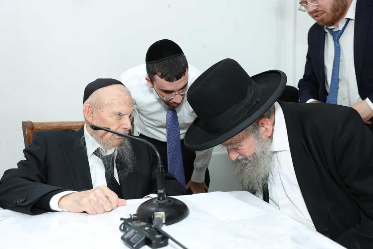 הקבלת פני רבו בבית ראש הישיבה הגר"ג אדלשטיין