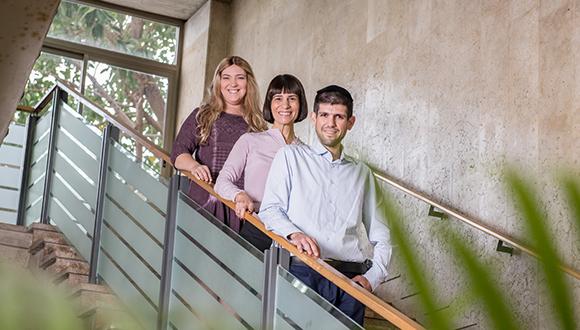 אלון אליאס, גליה גבעולי ודבורה עמית באוניברסיטת תל אביב