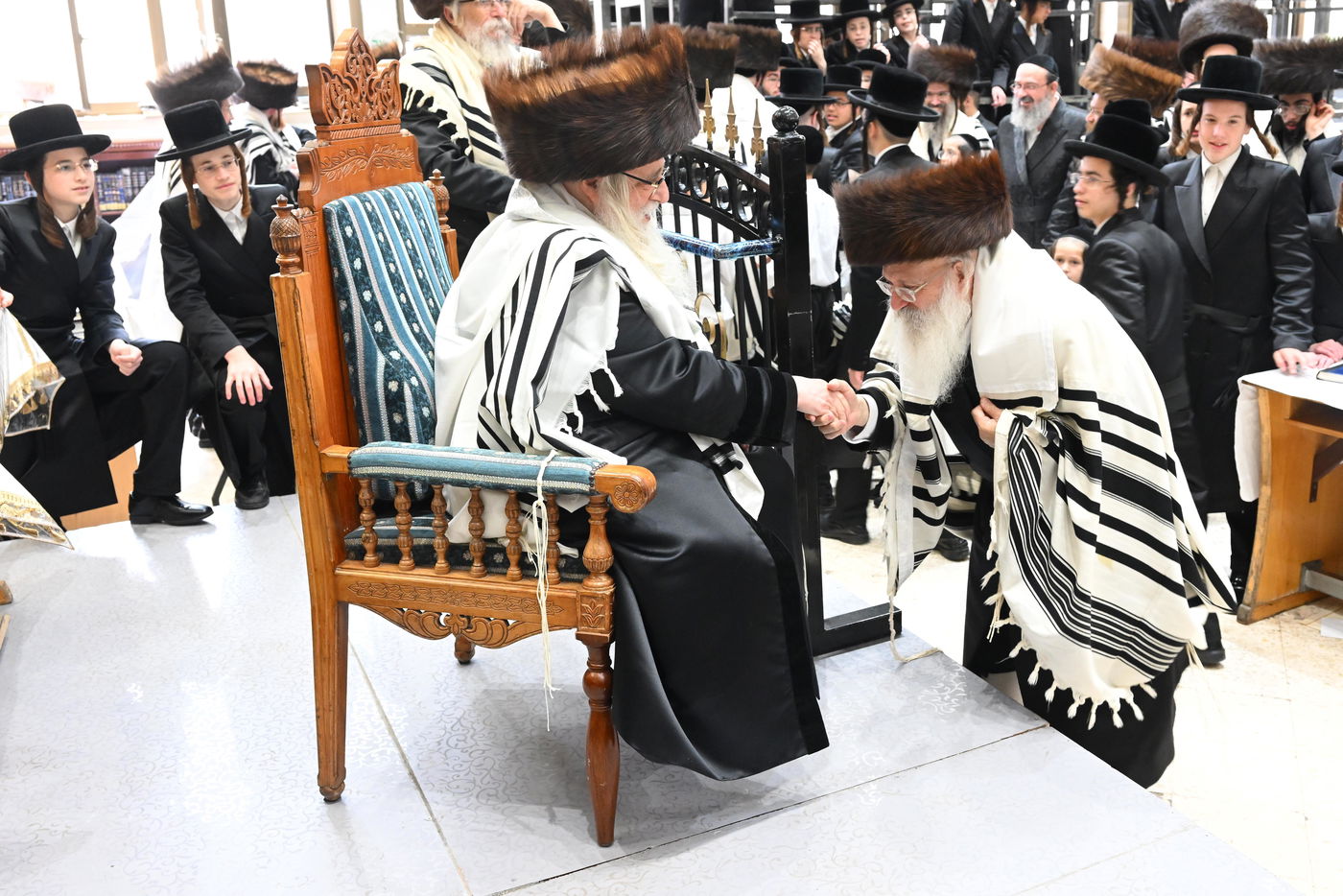 מראות חג הפסח בחצר הקודש צאנז | תיעוד מסכם