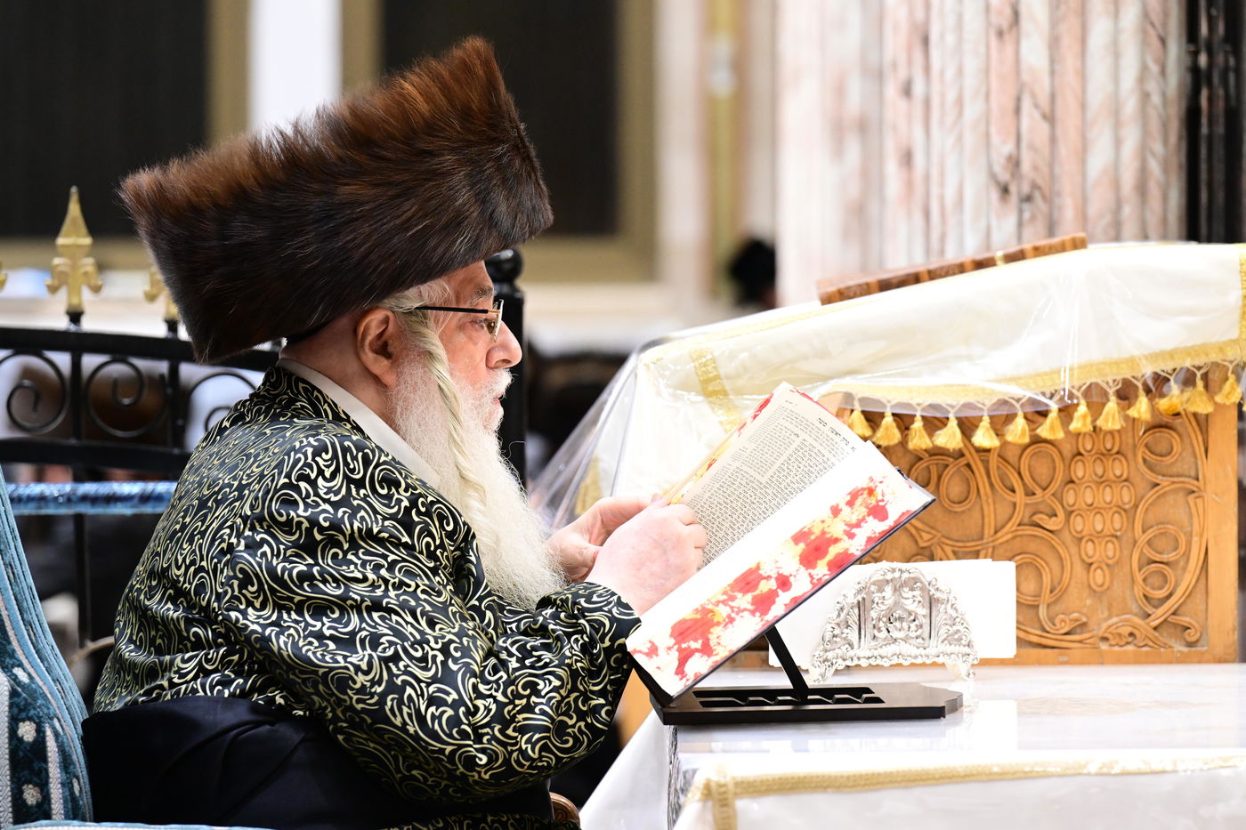 מראות חג הפסח בחצר הקודש צאנז | תיעוד מסכם