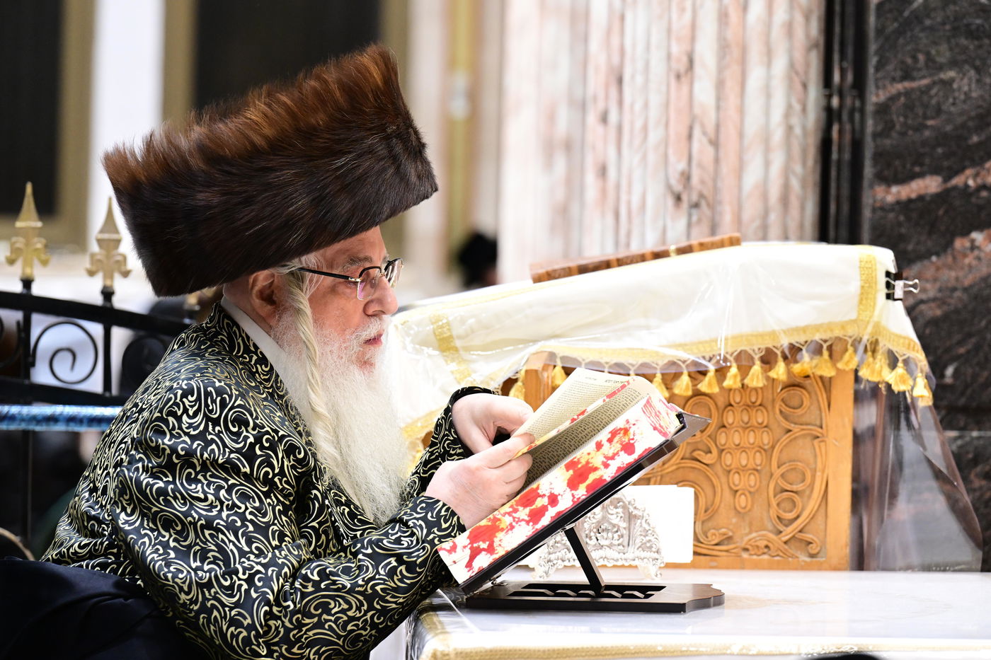 מראות חג הפסח בחצר הקודש צאנז | תיעוד מסכם