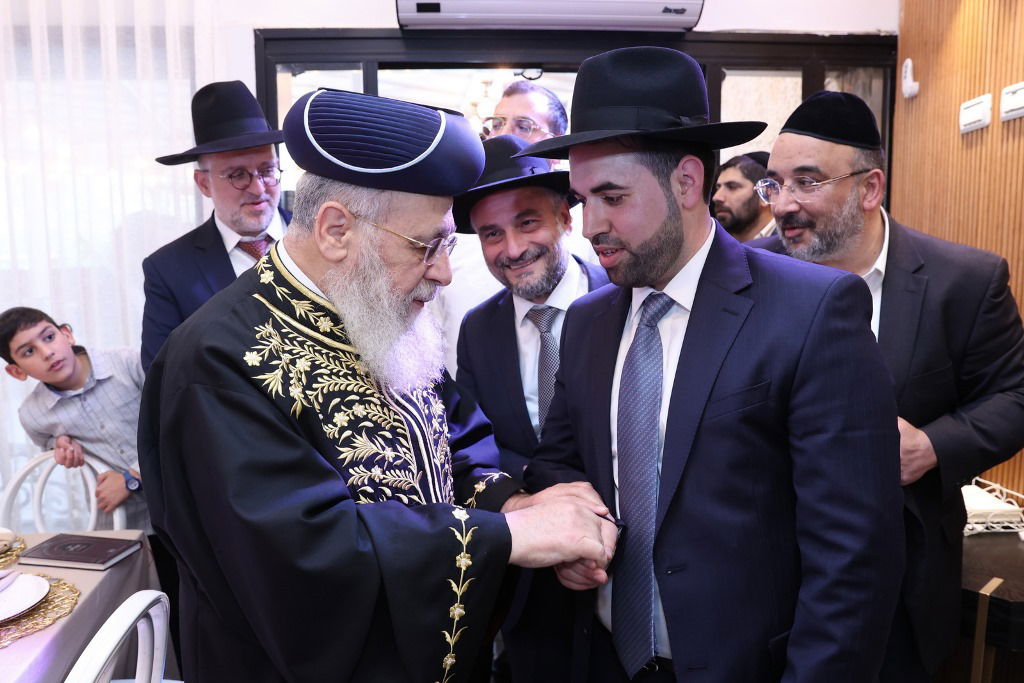 כל המי ומי בשמחת הברית לבן עוזרו של הראש"ל | צפו בגלריה