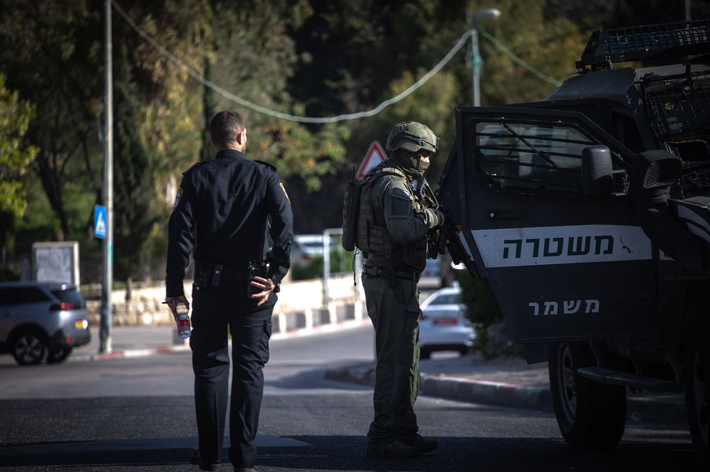 המרדף אחר המחבל שירה בשני חסידי ברסלב: לוחמים מיחידות מובחרות הוקפצו, מסוק הוזנק