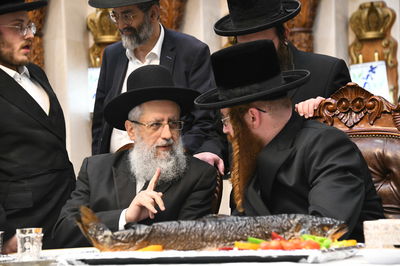 בקאליב
ציינו ארבע שנים לפטירת האדמו"ר מקאליב זיע"א 